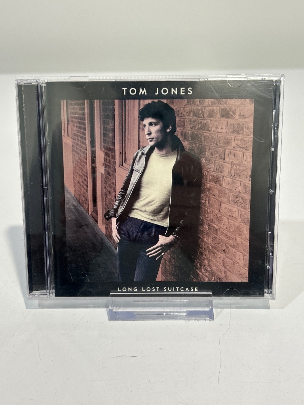 🤯5 for $20🤯 Tom Jones “Long Lost Suitcase” CD [Pop Rock]